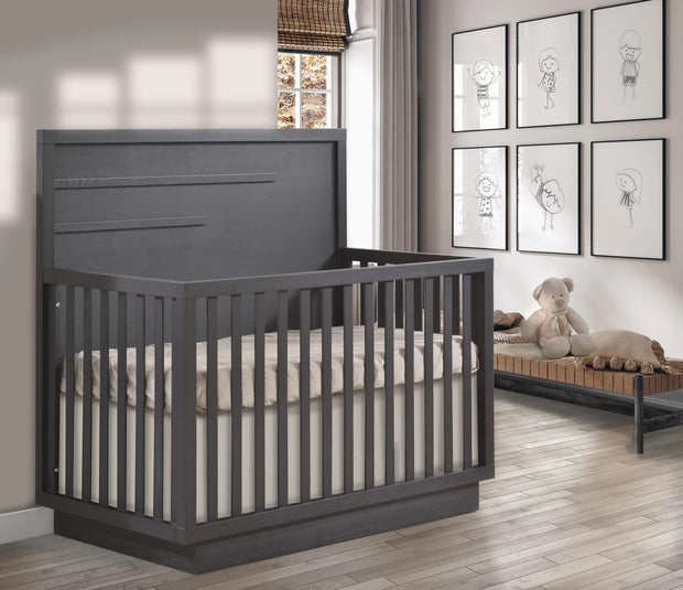Como 5-in-1 Crib with Moulding