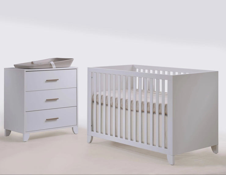 Aiko Crib & Dresser